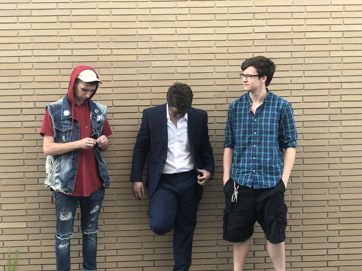 NTY_NotYet's tweet image. Get ready to peep the Instagram @nottomorrowyetband 👌🏼 #alt #muisc #bands #nty