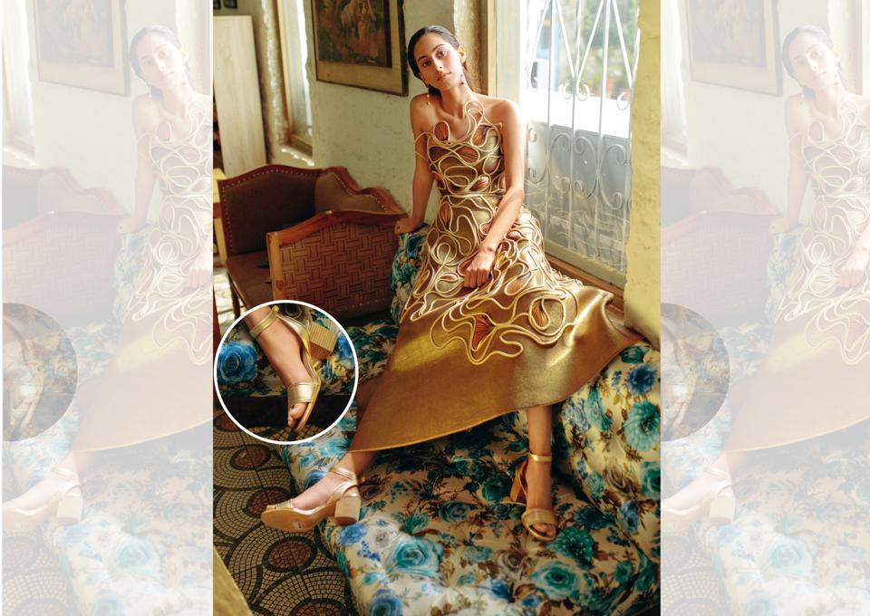 HTBrunch's tweet photo. The fall of high heels: Donโt let stilettos define how feminine you look! https://t.co/J9K7dxFNWC https://t.co/xHFypLXkLV