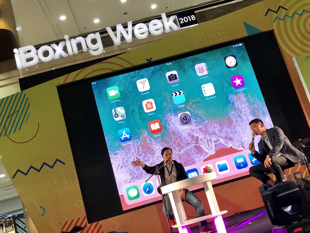 iBoxIndonesia's tweet photo. Warga Yogyakarta dan sekitarnya, yang ingin tahu lebih dalam mengenai pemanfaatan dari fitur-fitur yang ada pada produk Apple. Yuk datang ke #iBoxingWeek 2018 di @plazaambarrukmo
Mungkin dapat menjadi referensi bagi Anda yang akan beralih ke produk Apple. https://t.co/b4LnXJTjSc