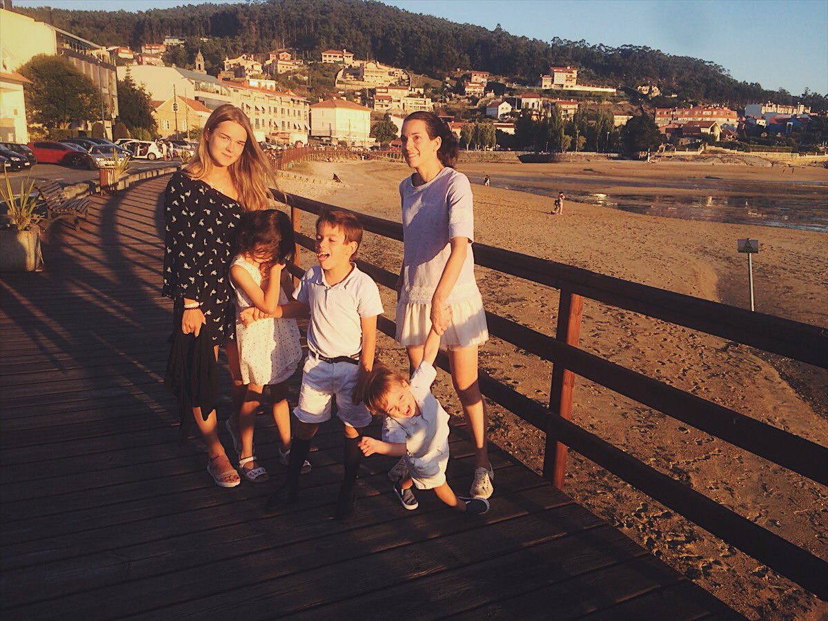 JankaPanich's tweet photo. Это любовь #España #familia💕 https://t.co/eCVlCaDYyb