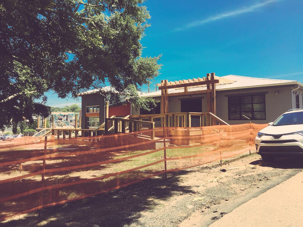 acityunexpected's tweet image. Exciting to see empty buildings filled with life for the future of @DTWoodstock like @ReformationBrew new R&amp;amp;D HQ. #setbeerfree #wdstk