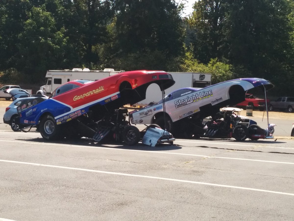 _JRWitt's tweet photo. #weekend #hotbodycontest
#NorthwestNationals #NHRA  @theplacetorace 💯 https://t.co/dHt3LFO6pd