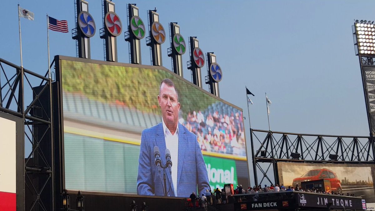 hardballbrew's tweet photo. Thome Day at the Sox game! #SoxTixTour #GoSox384 https://t.co/sv06oUZlRM
