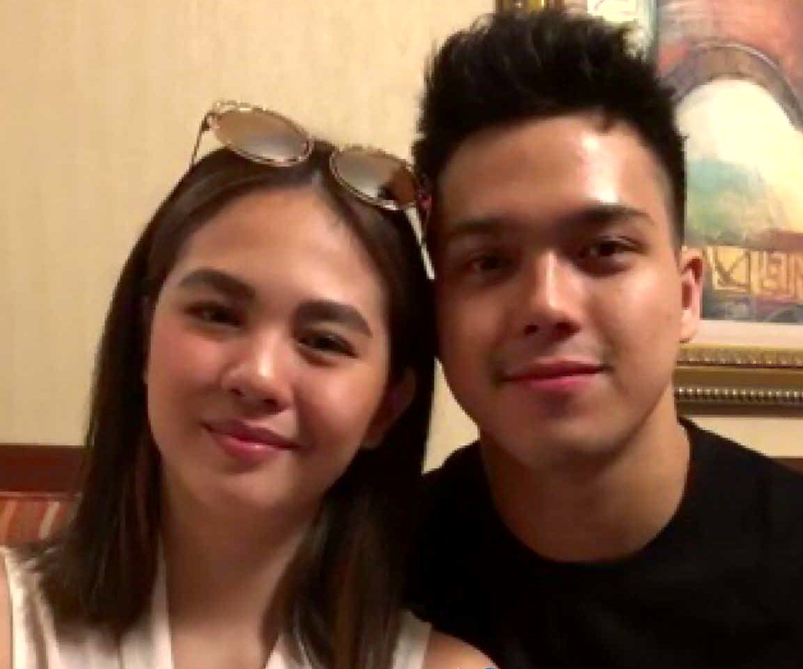 Cute and young 

#FiestaInAmericaWithELNELLA
