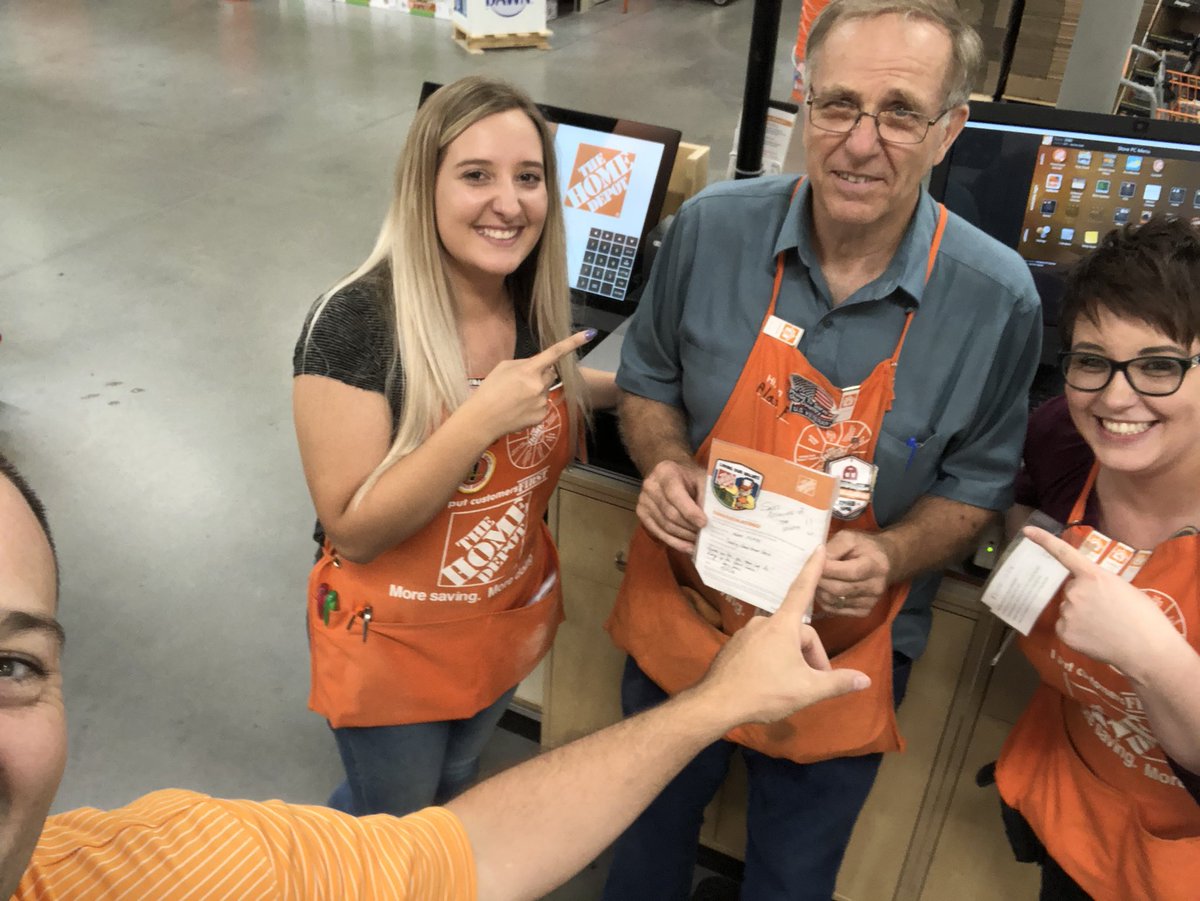 timjamesthd's tweet photo. Alan in D23 is the Sales Associate of Month https://t.co/xzM1fBLGZ4