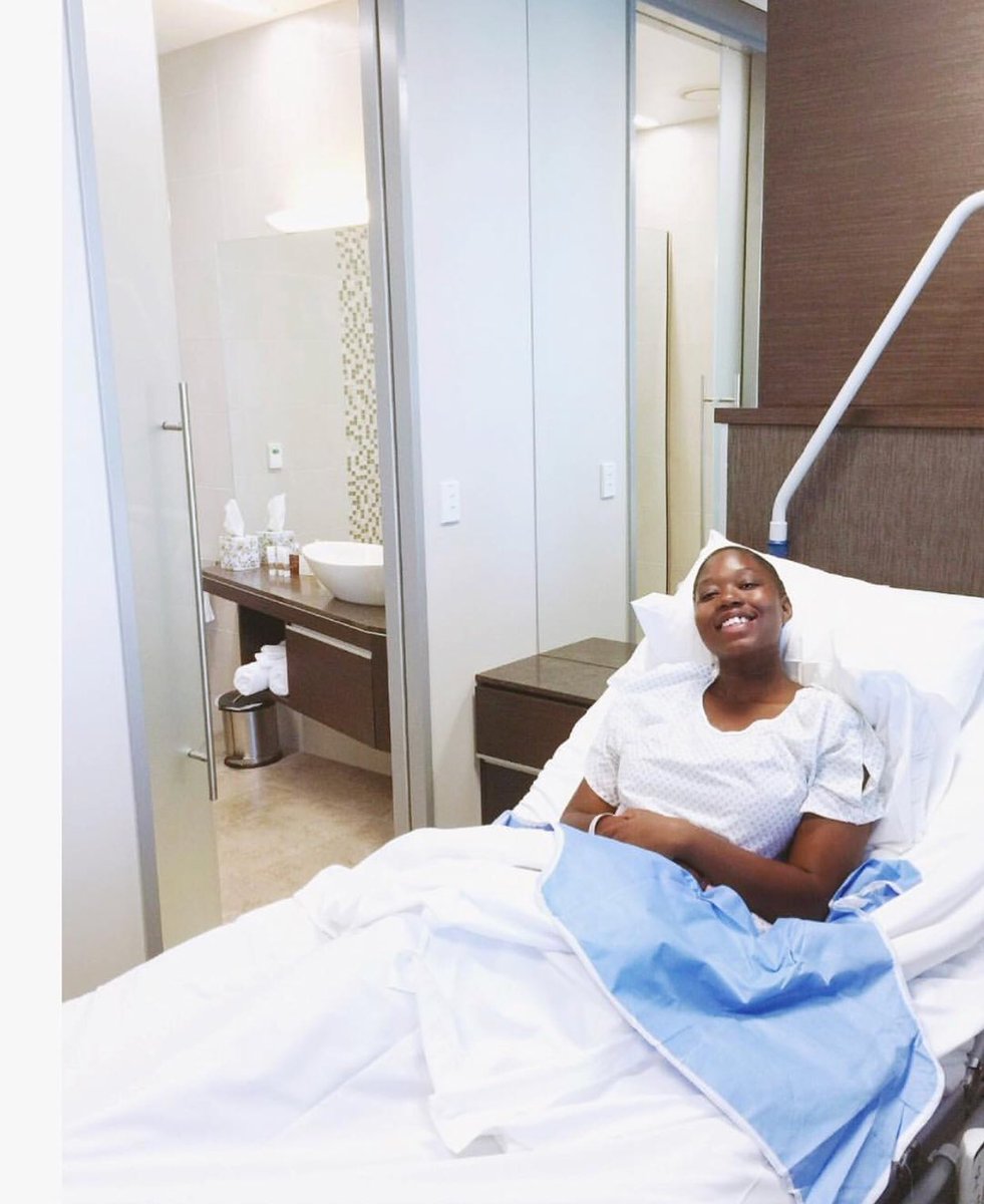 chronicloveclub's tweet photo. #CLCMemberFeature: meet Tanya! She’s been fighting #endometriosis with #nausea and #vomiting leading to #multiplehositaladmissons. Check out her story here: https://t.co/aTriW1OQ59 #chronicloveclub #pain #chemicalmenopause #chronicpain #invisibleillness https://t.co/bDmkrW2hFt