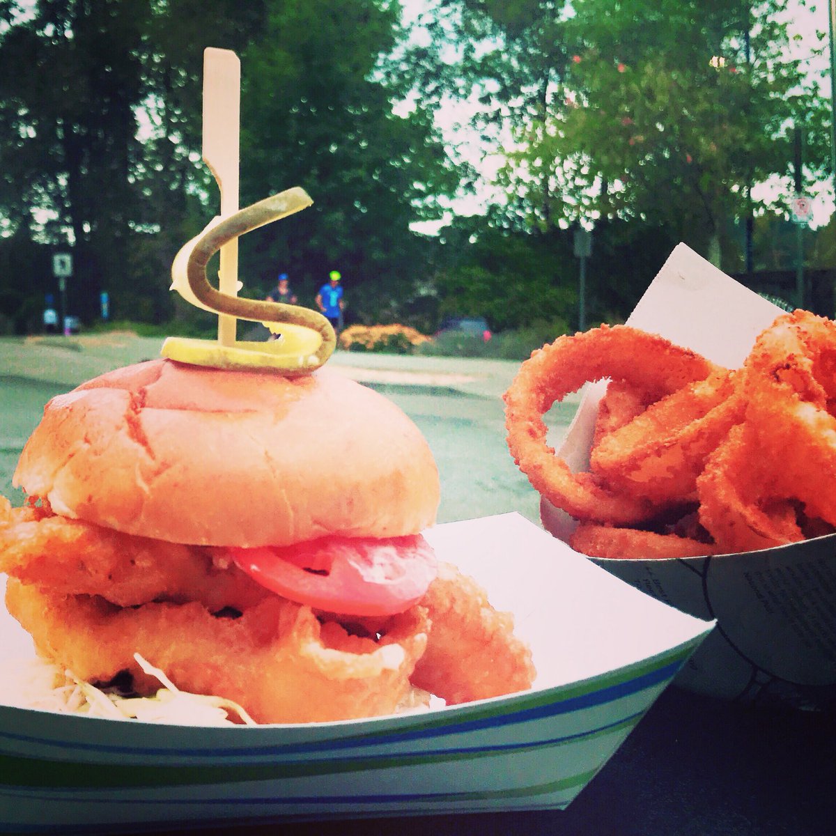#pajos #gilnetter #crispyonionrings #rockypoint #wharf #garrypoint #YVR #gatespark #weekend #dinner #summernights