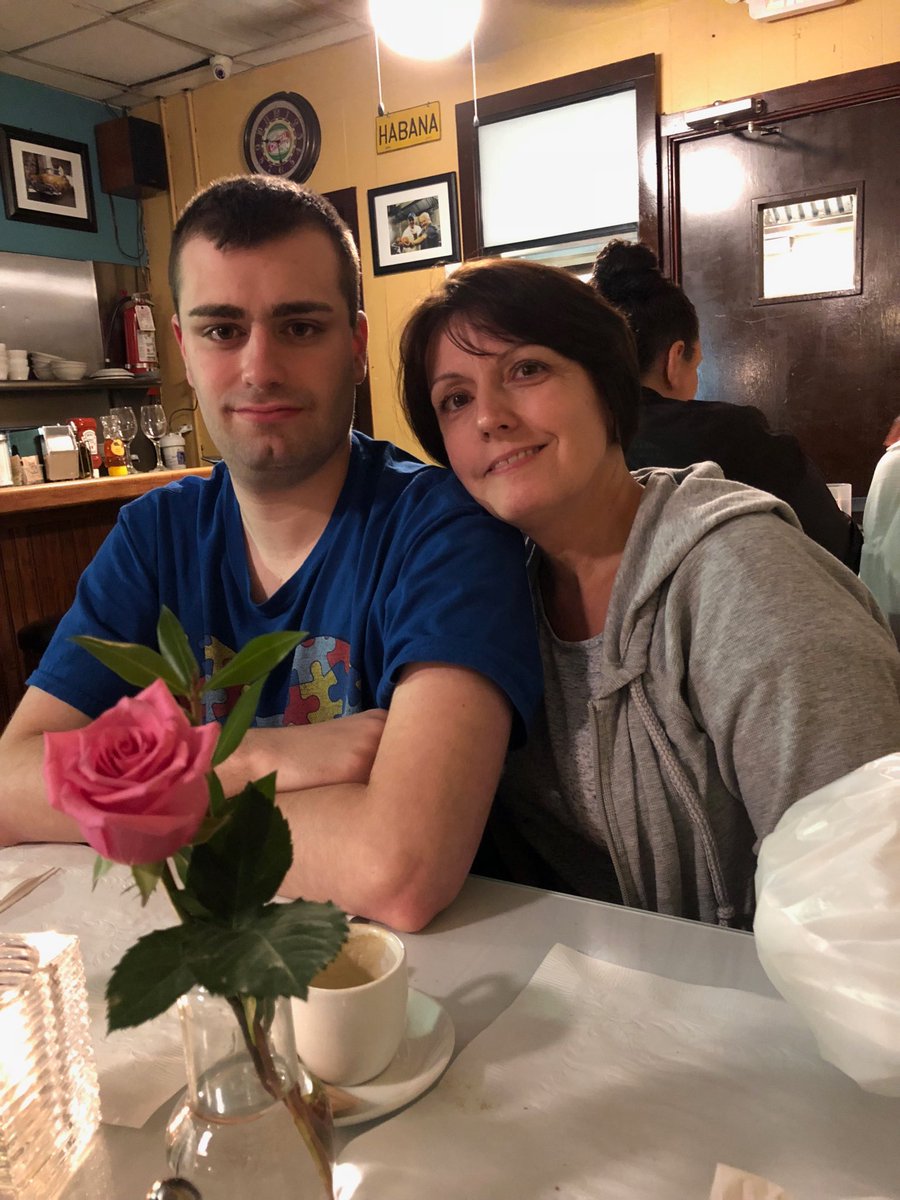 maycar4's tweet photo. #LaIslaHoboken https://t.co/CuMtFYyctD