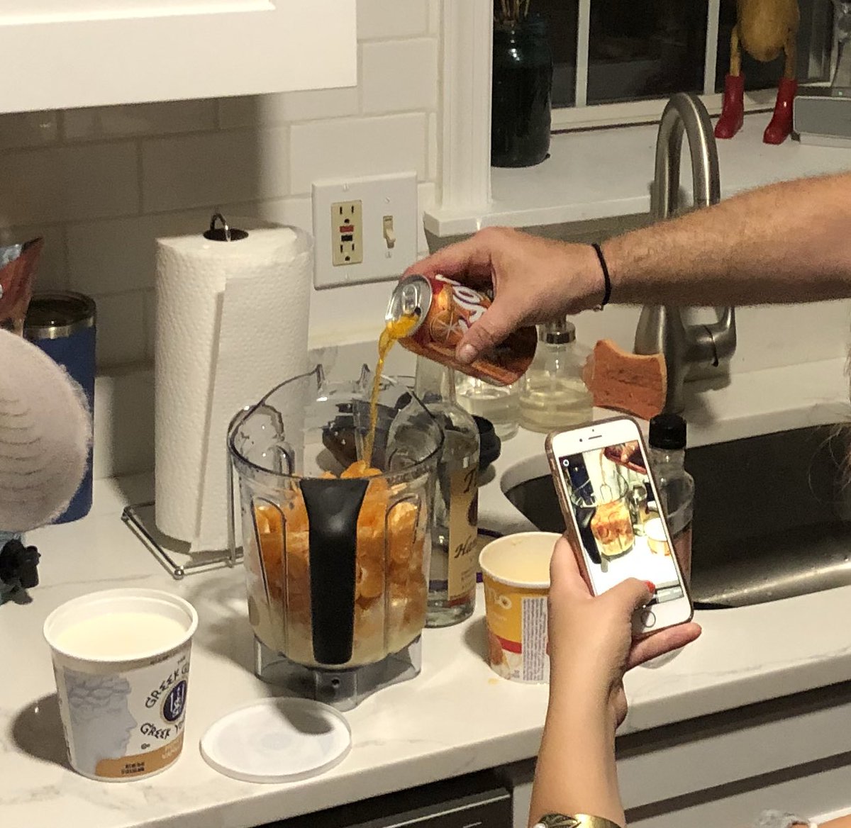 I_Blank_You's tweet photo. When you gift someone a @Vitamix @faygo @TitosVodka and you teach them a classic recipe you created #orange #creamsicle @Orioles @masnOrioles #happymarriage #soup #drinks #smoothie #vodka #totaste https://t.co/QnsdqJlUPE