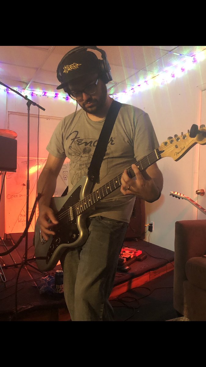 MidwestLetdown's tweet photo. Loving the tone of my @Fender Jazzmaster during today’s recording session! https://t.co/zs6aCmzMki