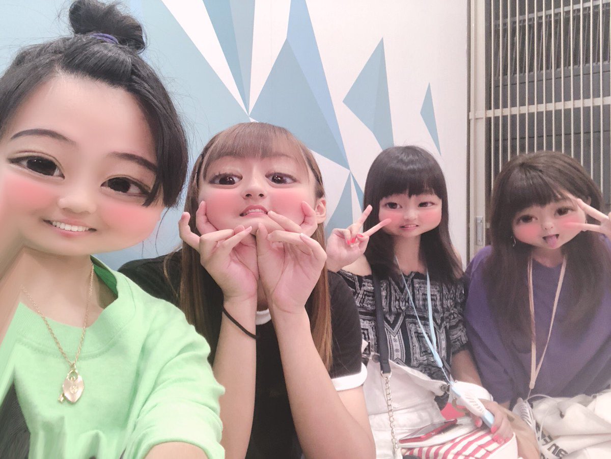 ramu20030115's tweet photo. 8 / 11 (Saturday)

まれいちんと梅田&amp;心斎橋

途中あいりとみづきありがとねん

まれいと星夢のカラコン似すぎててわんちゃん一緒説 https://t.co/qPfFCjKcBk