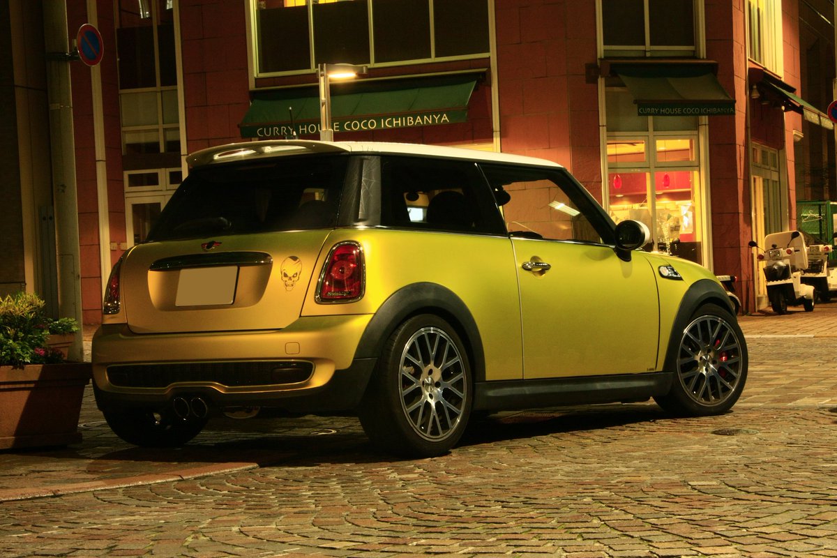 bkbdm8's tweet photo. 店主ゴータケイがいつかのミニフェスに持ち込んだミニです(・ω・)
#mini #R56 https://t.co/er7lgMz7tB