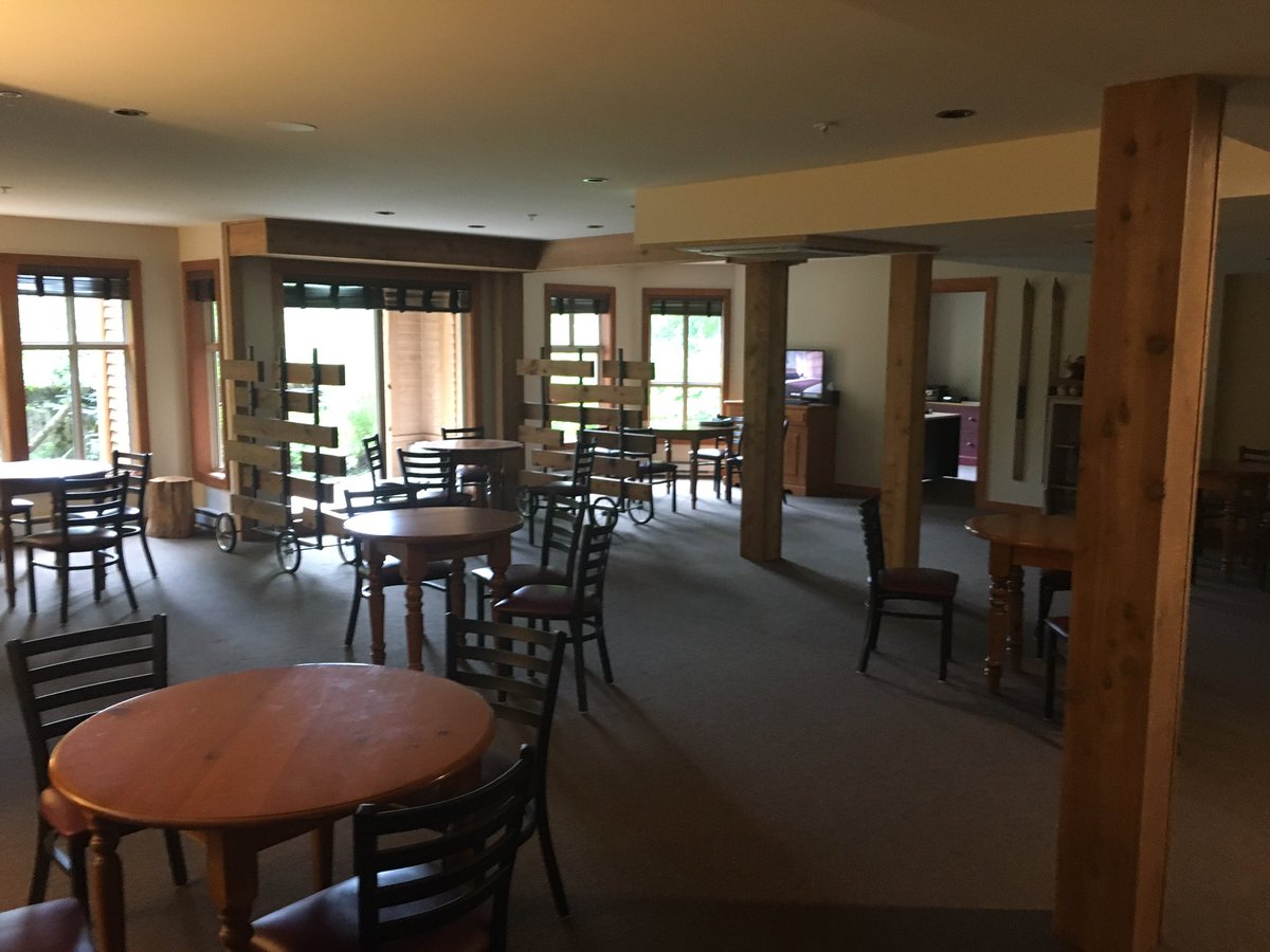 Angela Foe tweet media