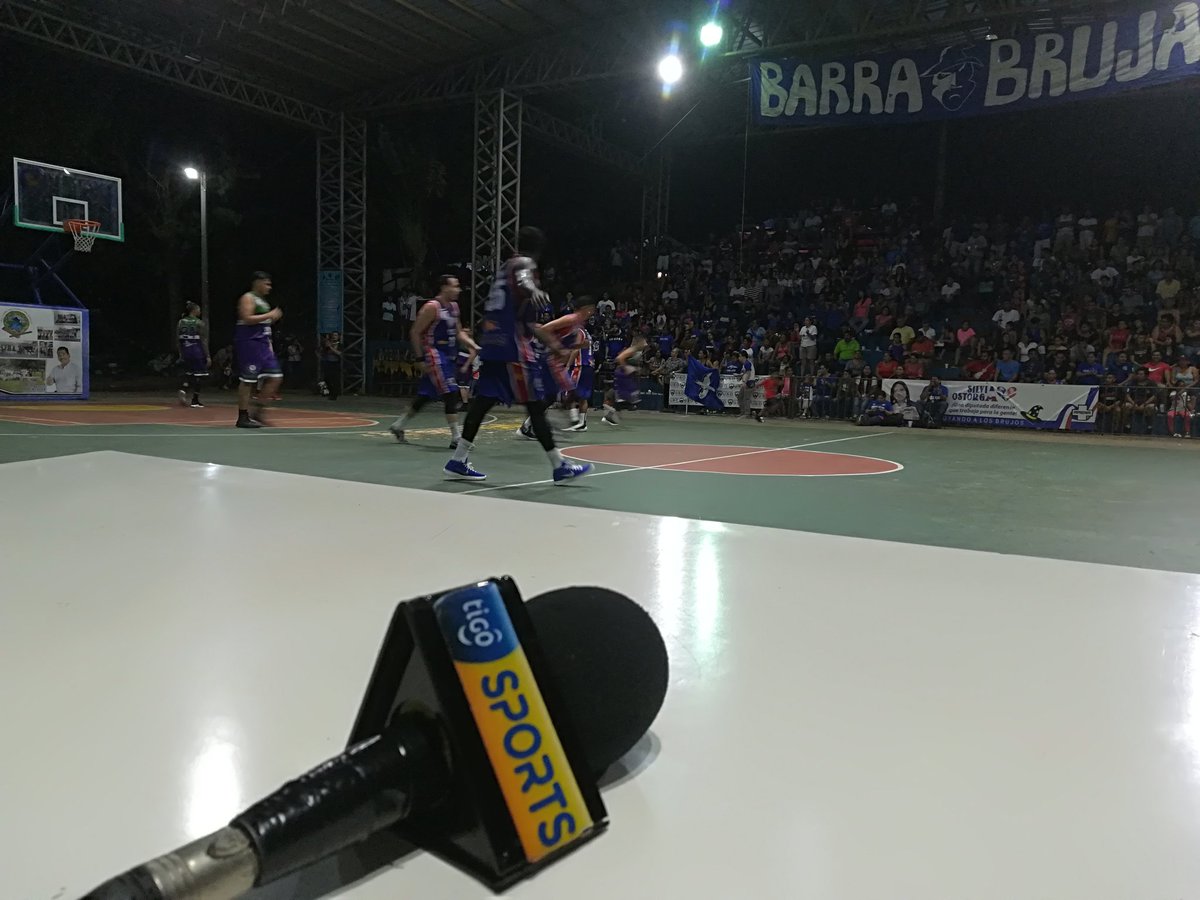 <a href="/TigoSports_SV/">Tigo Sports</a> con las emociones de <a href="/LMB_ELSALVADOR/">LMB EL SALVADOR</a>
Final tercer periodo
<a href="/BrujosBKBLMB/">BRUJOS BKB LMB</a> 43
@QuezalteBKB 47