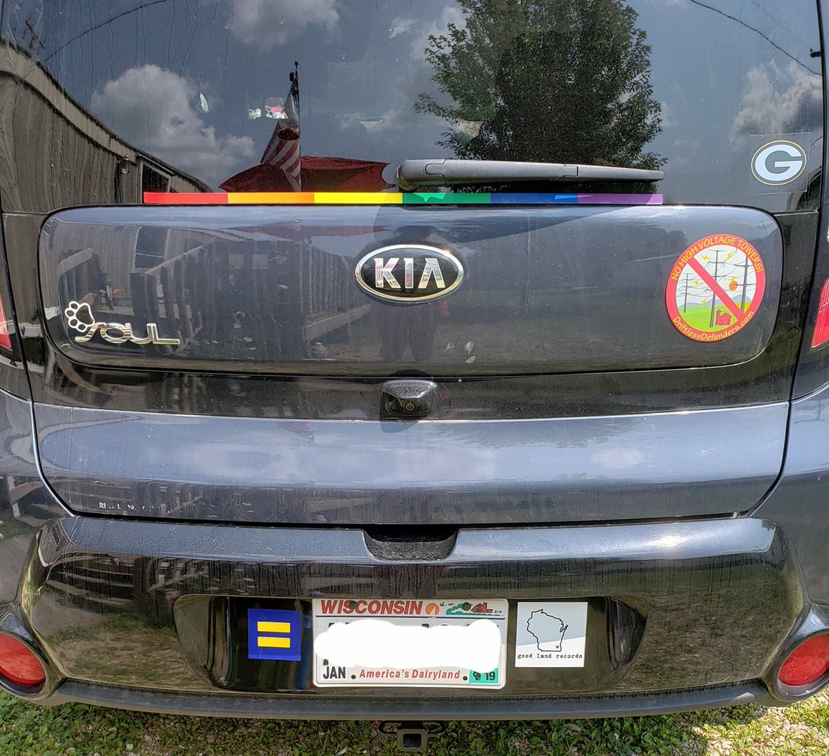 Good Land Records tweet media