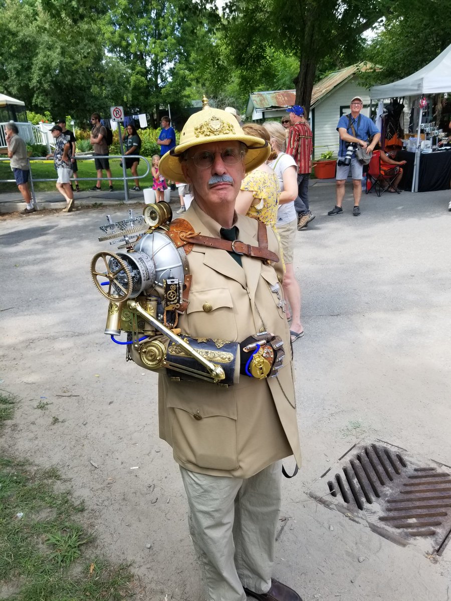 zeeBoBFiSH's tweet photo. Part 2 photo things @Coldwatersteam #ColdwaterSteampunk https://t.co/o9mHxVT0YH
