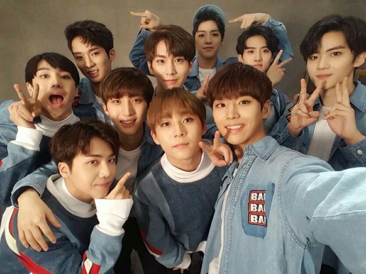 dareenfikry7's tweet photo. I believe in PENTAGON💙
#SupportPENTAGON https://t.co/OGxs4hvcxR