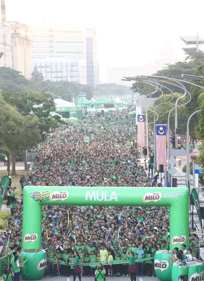 MiloMalaysia's tweet photo. Hari ini merupakan hari terakhir #MBD2018 di lokasi terakhir #MBDPutrajaya. Terima Kasih kepada semua! Jumpa anda tahun hadapan!! #JomAktif #AktifNegaraku https://t.co/2agpTf2ulQ