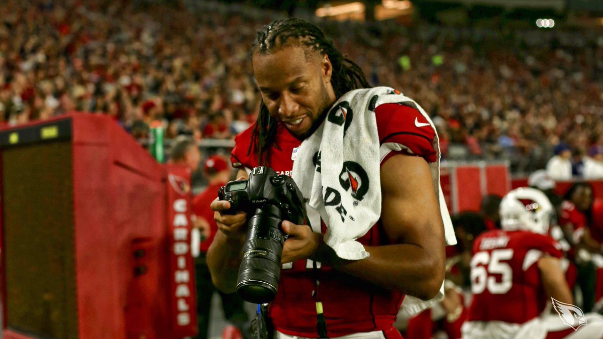 .<a href="/LarryFitzgerald/">Larry Fitzgerald</a> found a new role for the rest of the game.