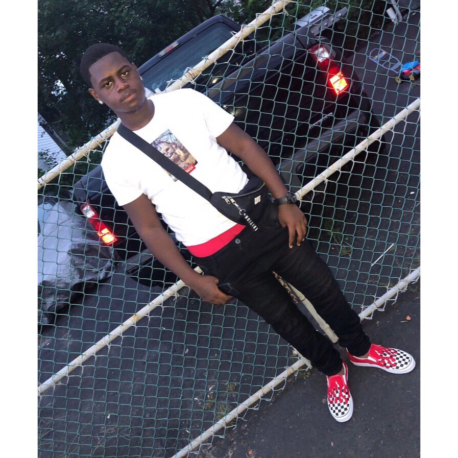 zasavage4's tweet photo. I made me a boss, I’m telling’ ya I feel very impeccable 🤧💸🔋.. https://t.co/4bmM9q5s73