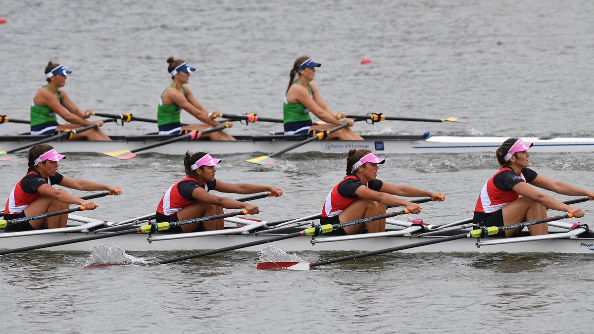 RemoPeruano's tweet photo. El JW4x del #Perú integrado por #LasMellizasPalacios #AleCastro y #ShantallZegarra (ganadoras de la medalla de bronce en #Cocha2018) Ganó la final C del #WRJCamps #año2018 quedando en el puesto 13 en el mundo #ArribaPerú #FPRemo #RemoPeruano https://t.co/SNk62SCTds