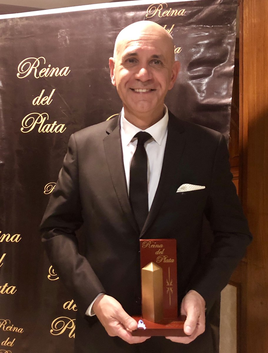 elplacerdeviaj's tweet photo. @elplacerdeviaj Mejor Programa de Turismo Premios Reina del Plata 2018 con @Marc3ar por @radiosynchroON https://t.co/rpJTz50v2d