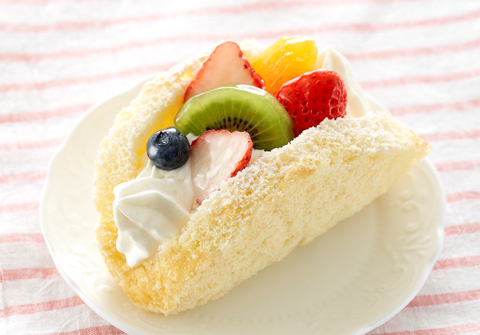 スイートピー♡赤い果実みたいなブレスレット スイートピー