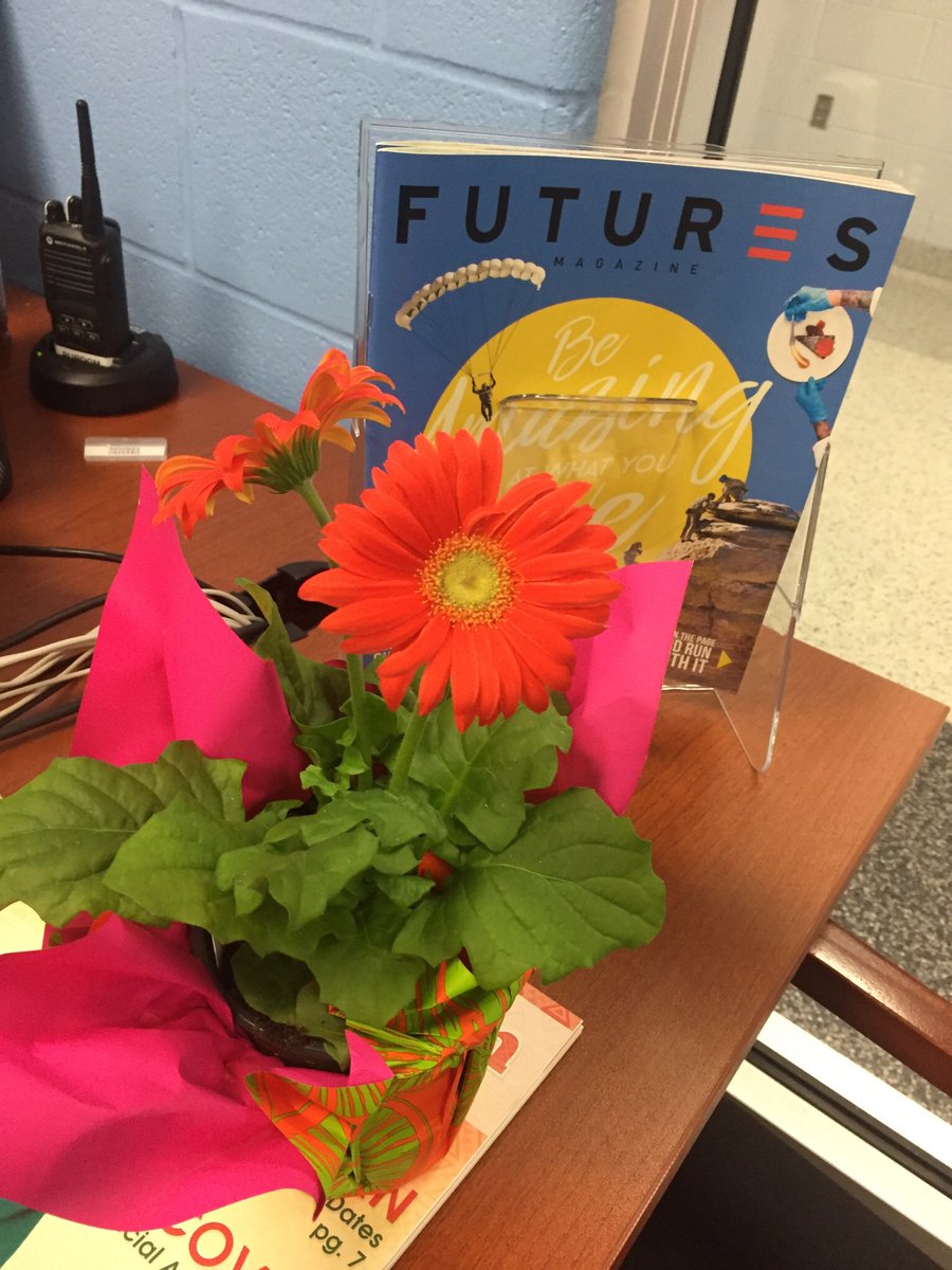 sppurdom's tweet photo. Thank you @MLCHS_Titans  for making my day and week brighter. https://t.co/W15adJCLdc