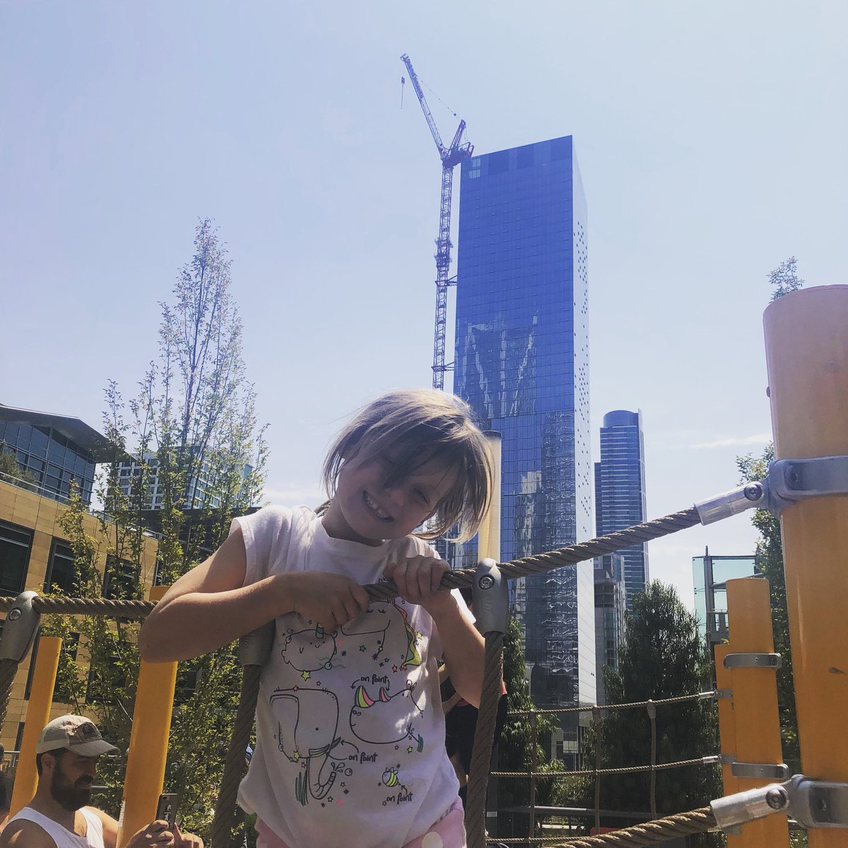 nothowmommadoes's tweet photo. Awesome views a top the new #SalesforcePark during the #TransbayOpeningDay. https://t.co/S7N3lbMP1f
