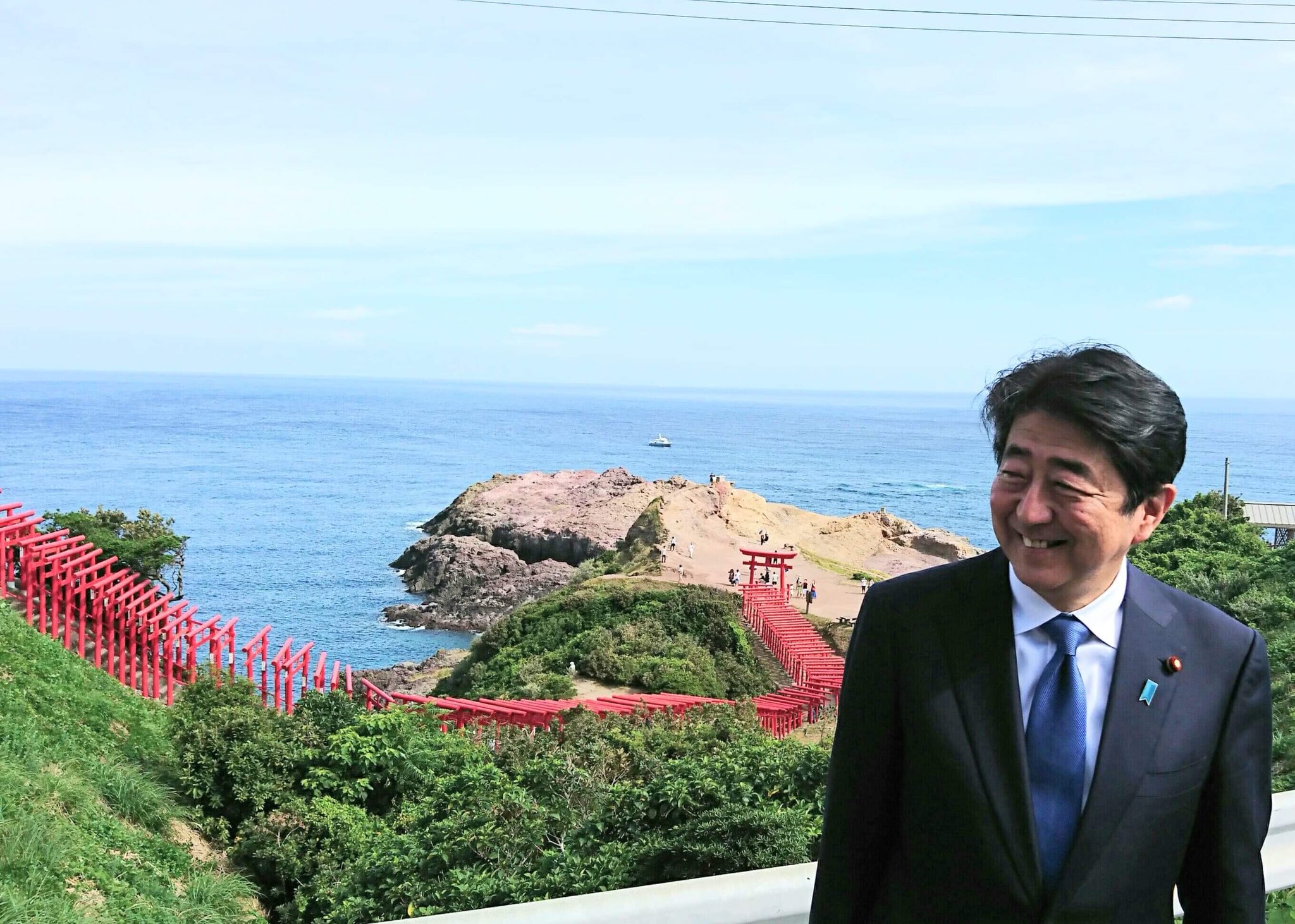 不動心　安倍晋三　額縁付き Amazon.co.jp: 安倍晋三元首相 記念 1954 2022 ブローチ【RIP