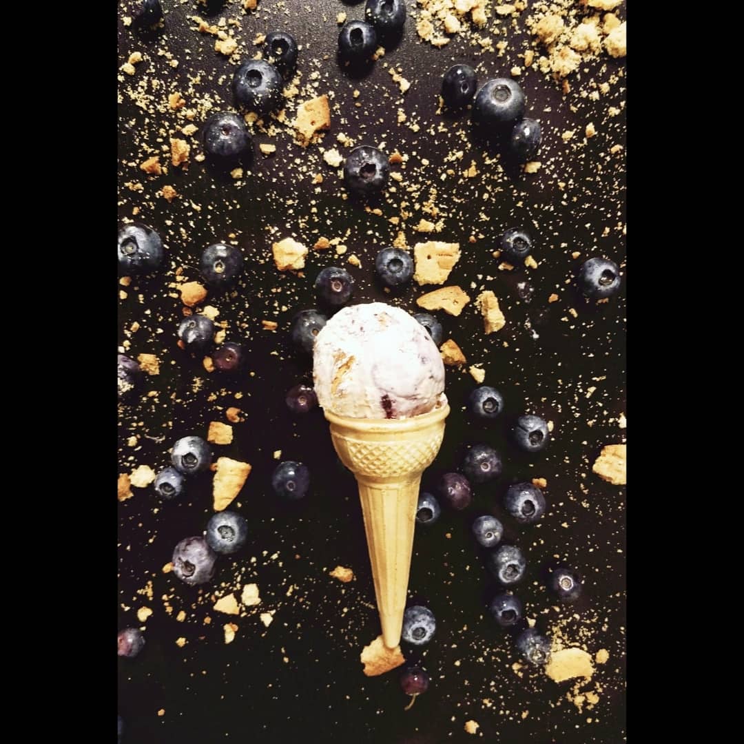 ParulBhardwaj08's tweet photo. Blueberry cheesecake ice-cream 🍦 
Obsessed with my new buy, an icecream maker 😍 
To beat the summer heat I have come up with a scrumptious “Blueberry Cheesecake Icecream” 😍😍 

Go ahead and check out the recipe.
Link in the bio

#cheesecake #icecream#foodporn #bloggers https://t.co/Ft8jnx2yEx