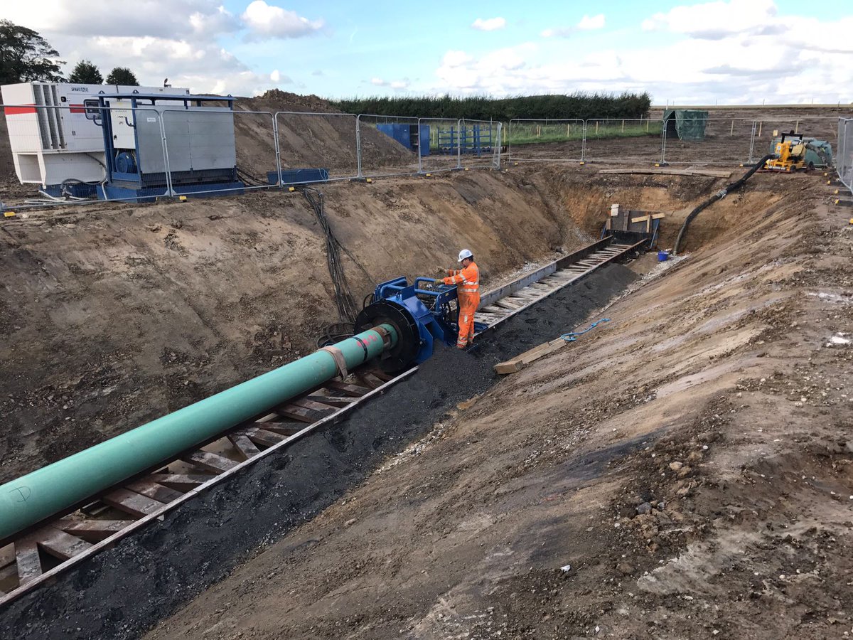 HBTunnelling's tweet photo. Gas #pipeline being installed by #augerbore
#gaspipelines #trenchlesstechnology #trenchless #tunnelling #URX #roadcrossing #boring #auger #tunnels #pipelines https://t.co/HjzHYO0C3C