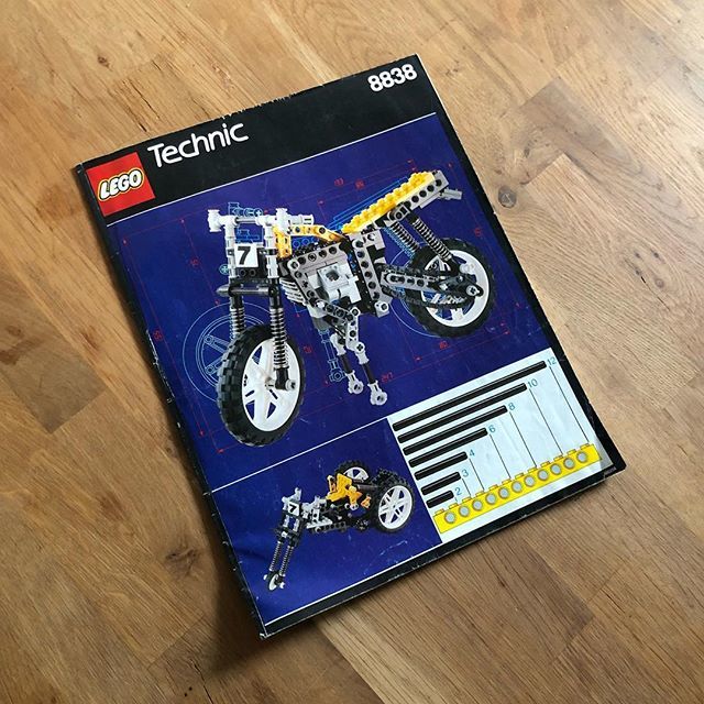 brickstrom's tweet photo. I remember this one bought by my parents at #legolandbillund when it was new. Good memories, and I must be sure to relive them again next time in home country, by assembling it #lego8838 #lego #legotechnic #vintagelego #oldlego #brickstrom https://t.co/yzRP96OavT https://t.co/emmNPg6e2W