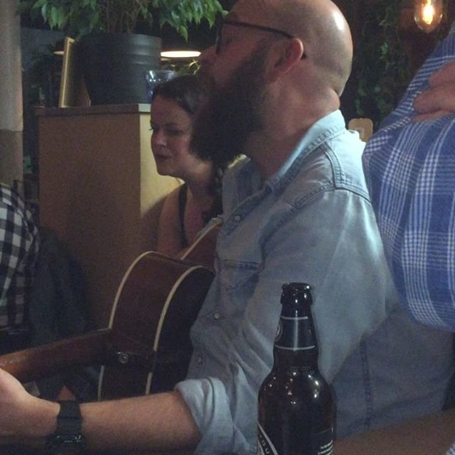 DouglasCindy's tweet photo. A little sneak listen in on last nights song circle. Findlay Napier @GlasgoSongFest finishing off the night for us. Lots of lovely ppl & great songs shared. โค๏ธ๐ถ #songwriting #authentic #everyonesunique #music #singyourtruth Watch #Instavideo:https://t.co/854jJ7RLqF https://t.co/CvKzVJvvaW