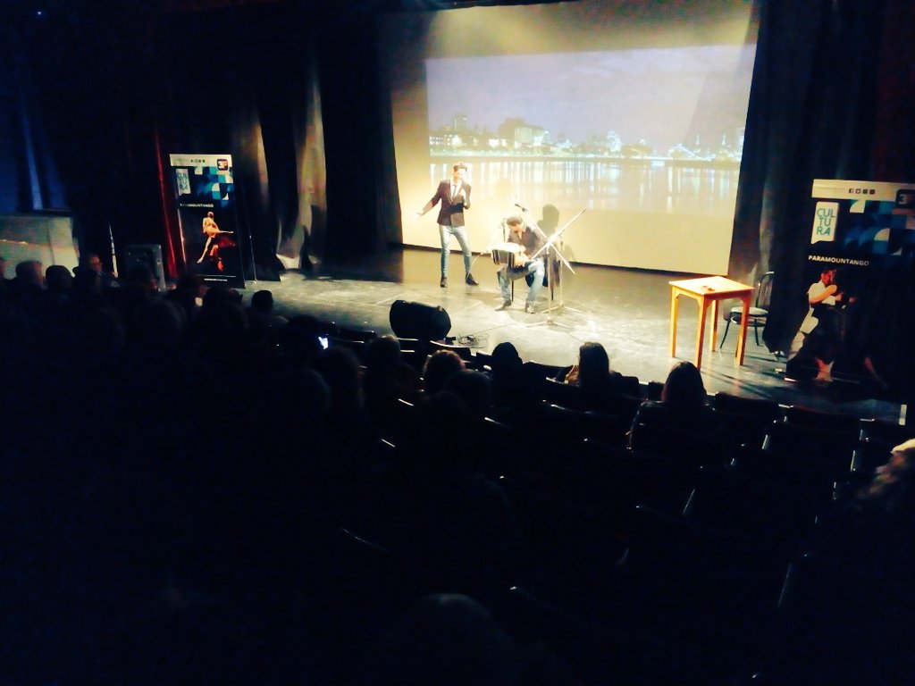 RicarTejerina's tweet photo. Llenamos el #Ocean de tango y de público. Sólo por este mes el #Paramountango de @Municipalidad3F se mudó a Santos Lugares y fue un éxito. https://t.co/5bzxHeP3yk