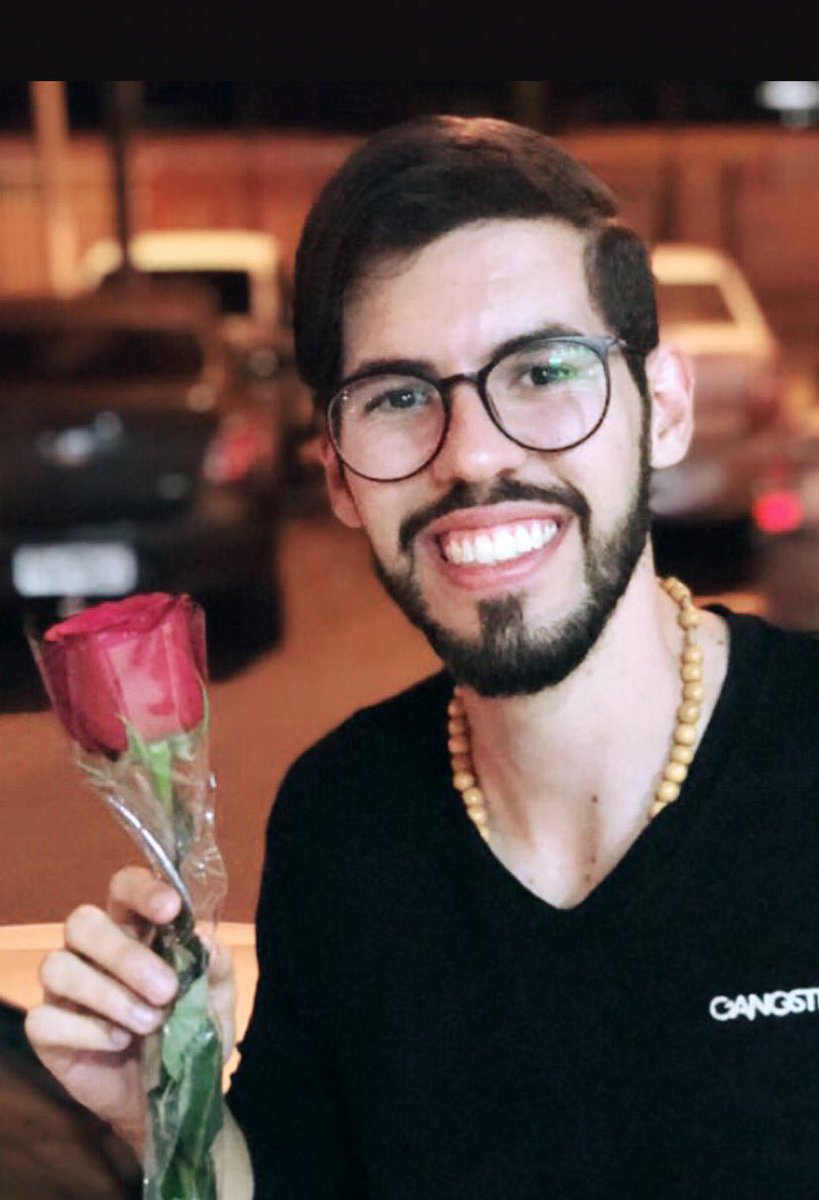 SirValeriano's tweet photo. Vai aqui também pq to muito feliz #chupaa 🌹 RC💙 https://t.co/wjloCjdm4V