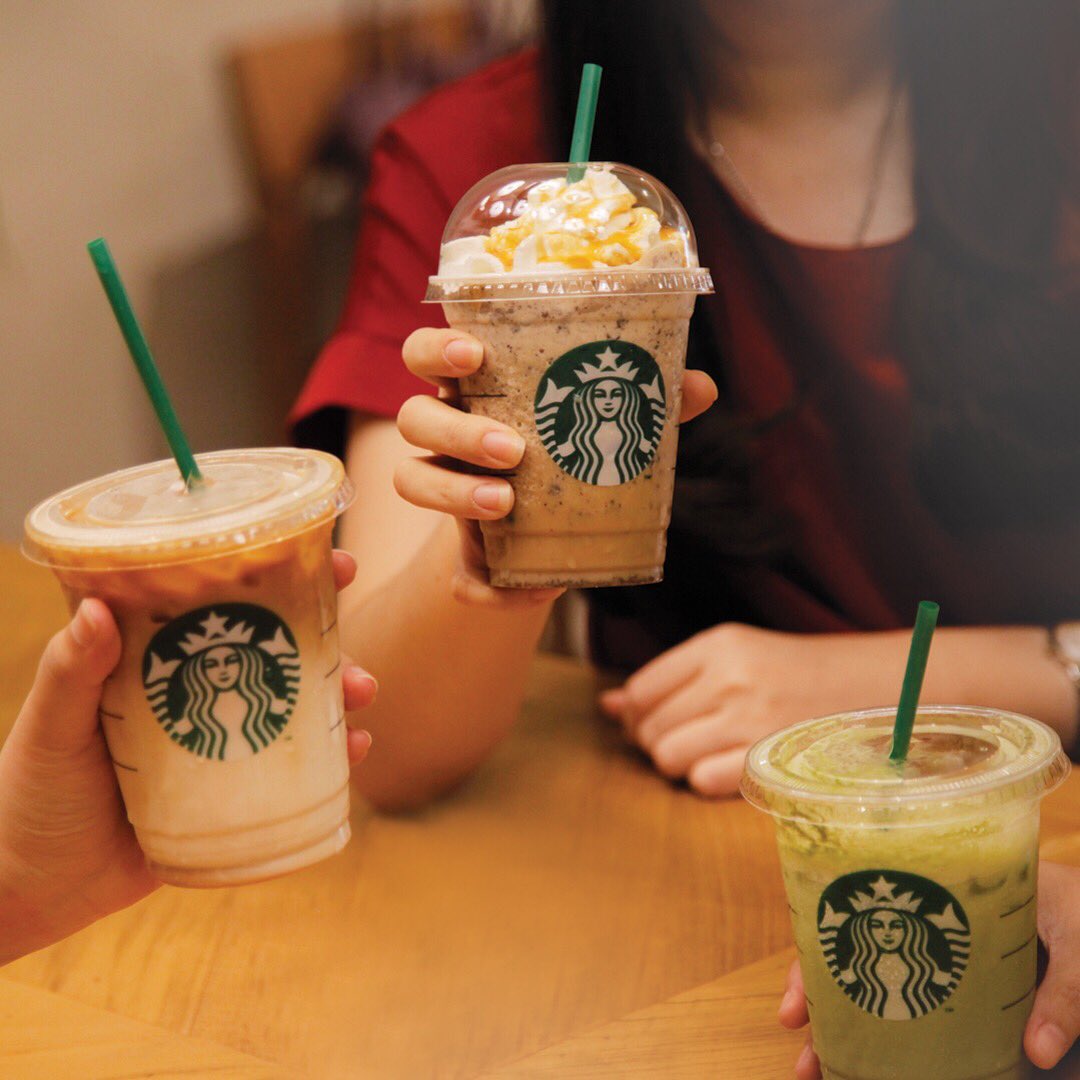 SbuxIndonesia's tweet photo. The best way to enjoy weekend? 
Having your favorite drink in hand!
#CaramelJavaChipFrappuccino https://t.co/TFzA4oBttD