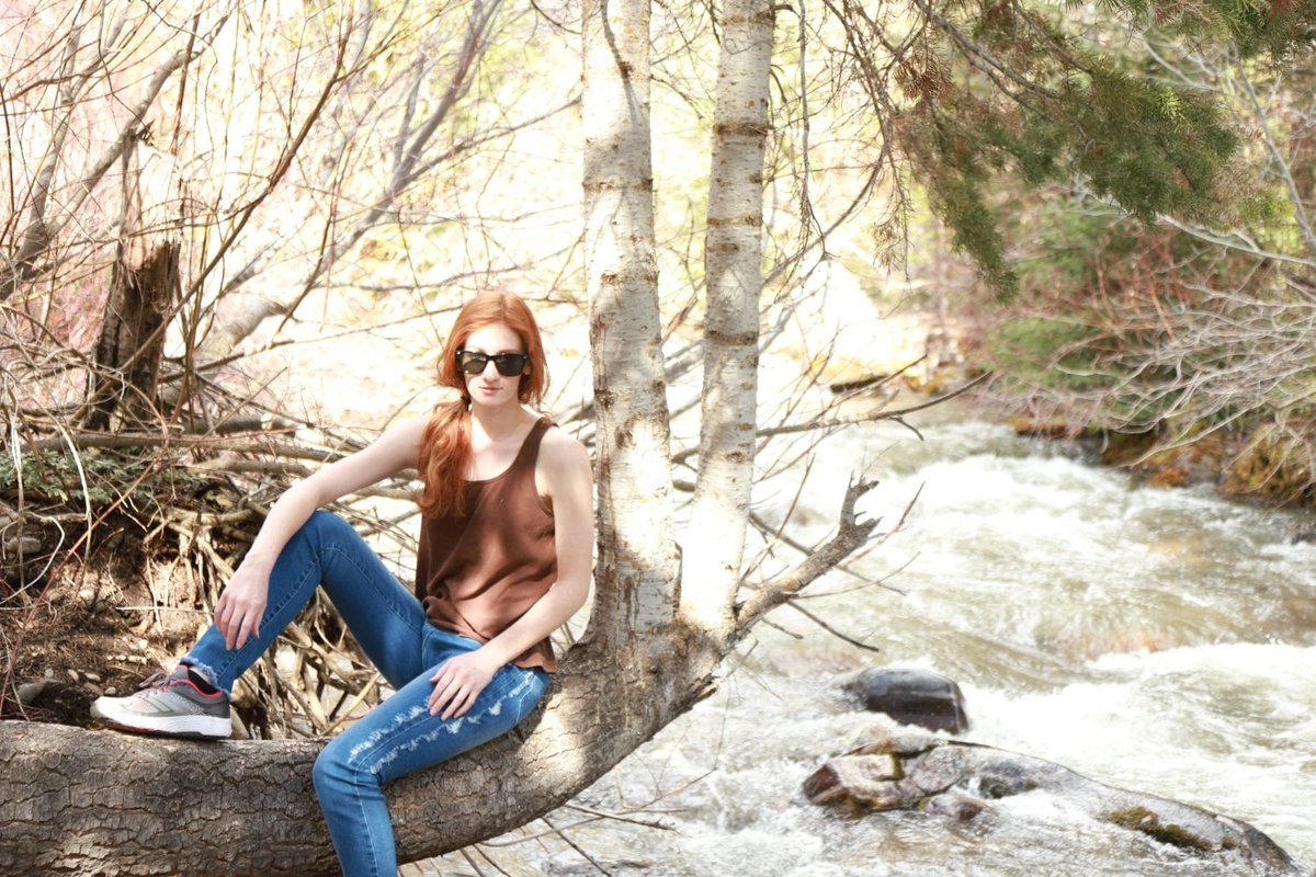GadgetFlow's tweet photo. Pre-Order now: @aielowu Jeannie Ultra Comfortable Jeans https://t.co/WRyZX9oPPZ You can wear them camping, hiking, and even traveling. But, they’re comfortable enough to lounge around and even sleep in! #apparel #womensfashion https://t.co/dwQDDXZyz0