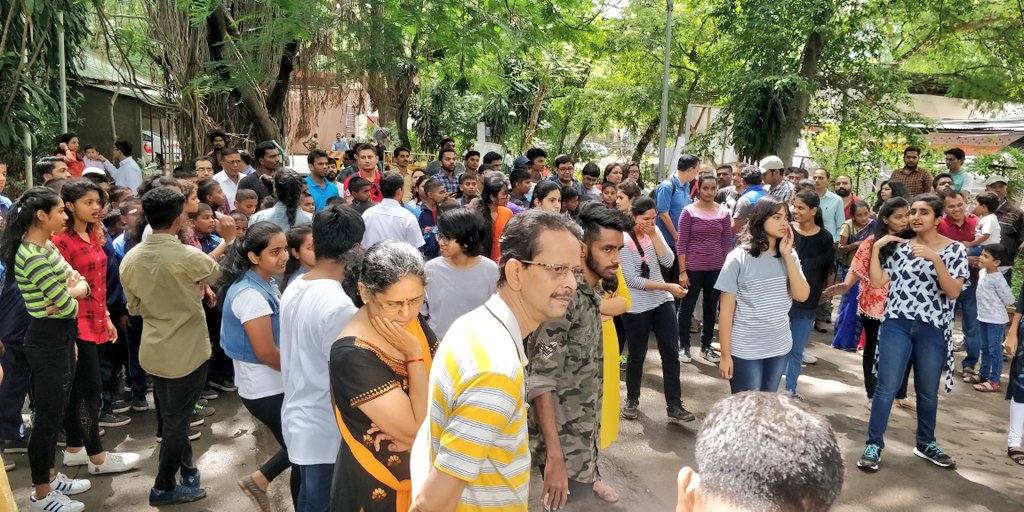 FTIIOfficial's tweet photo. Visitors are showing up in huge numbers for 'FTII Open Day'! Join us for a campus tour today at #FTII. #OpenDay #Pune #FTIIOpenDay https://t.co/TnndttQPde