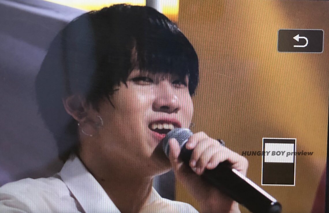 hungryboy0103's tweet photo. [preview]180812
#TO1 #CRO #크로 #김진호 @skxx89123 @TO_1_japan https://t.co/6VXJWUa4u1
