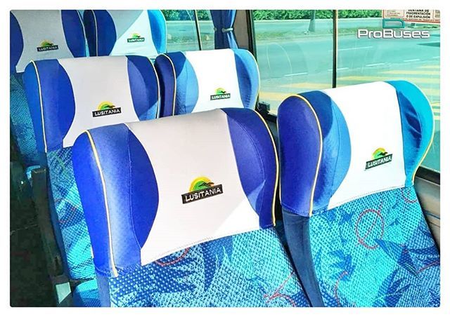 probuses's tweet photo. Buseta 4089 de Transportes Lusitania . Cabeceros para busetas. #probuses #Sprinter #Bucaramanga #MercedesBenz #sprinter413 #like #sprinter515 #vans #mercedesbenzcolombia #sabanadetorres #puertowilches #onibus #busologos #Cimitarra #busologia #lebrija #… https://t.co/PGB1RGvmu8 https://t.co/uJSZYBy2Cf