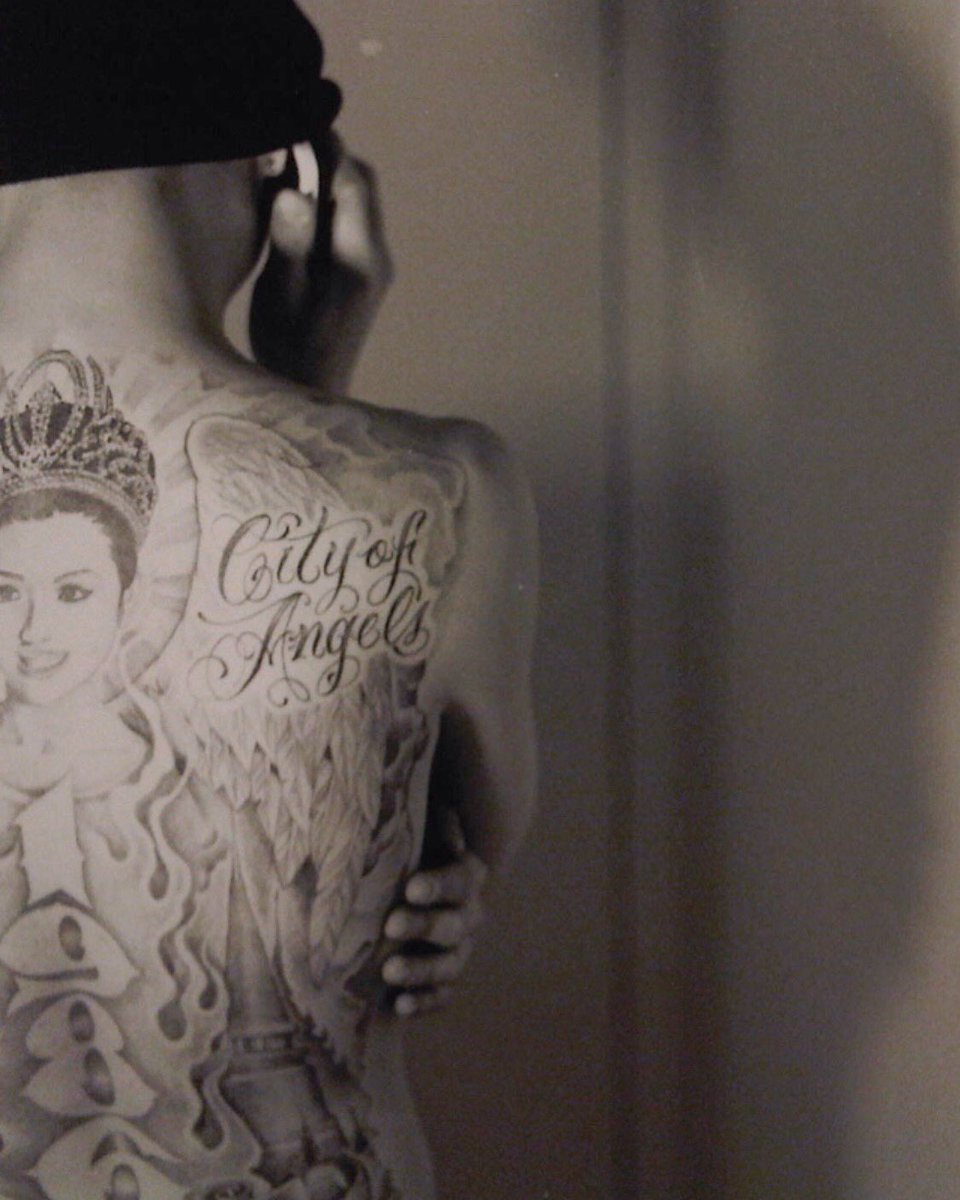 สุขสันต์วันแม่ครับ Happy Mother’s Day too all moms out there 🙏