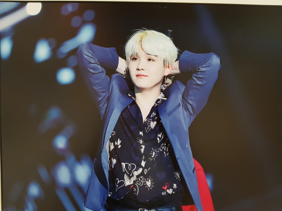 tataD9097_1's tweet photo. @bts0613_3916 @BTS_twt 휴가는 역시 먹는 거이지요👍👍
잘 보내구 계신가요 ㅎㅎ
#KCAMmexico #ARMY @BTS_twt https://t.co/8J4Erxns8A