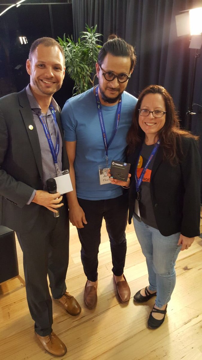 canozburn's tweet photo. ⁦@CoinsafeAus⁩ asked the audience questions about the Trezor Wallet as part of their sponsorship.
#BLOCKConscious #blockconscious2018 #blockconscioussummit #cryptocurrency #bitcoin #ethereum #bitcoincash #trezor #coinsafeaustralia #securitymadeeasy #betheinteruption https://t.co/JP4cbSYTkP