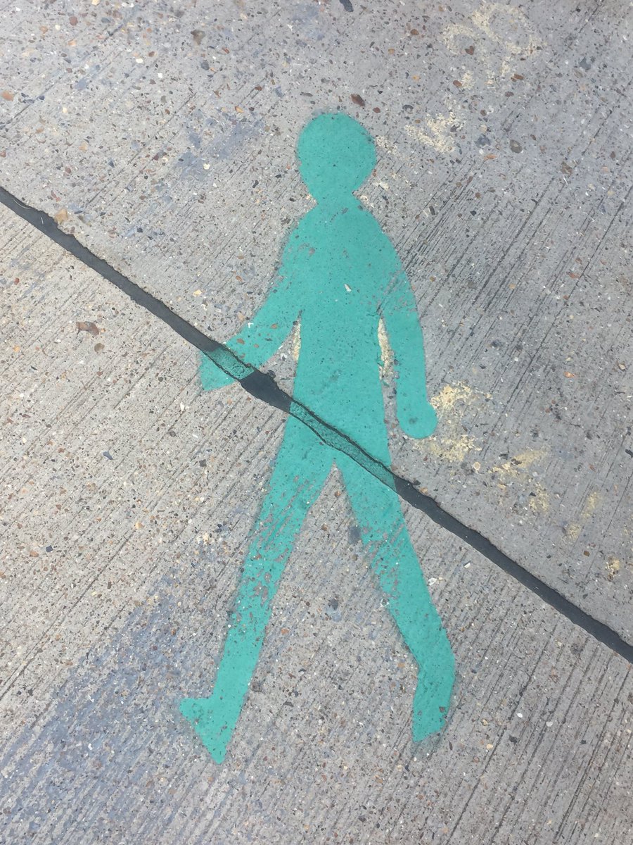 kbwoodnews's tweet photo. “crossing the line” 
#body meets #line
#geometrics 
#onthestreets
.
found
#geometricspaces
#industrialcolour #colour #green #grey
#space #spacebetween
.
.
#dailypost D1243
#kbwoodnews
#urbanexplorer
#walkingwhiletalking 
#travelswithmycamera 
#noticing connecting @jamesaldridge4 https://t.co/vyUv3ZlrbT