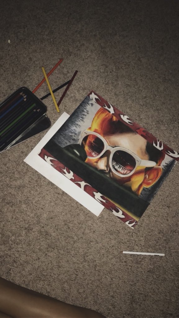 blurryvisionnn's tweet photo. Hey, here’s what your music motivates me to do, @twentyonepilots. Killer shot @BradHeaton, I had to draw it                       #cliqueart https://t.co/3flKqpmNsh
