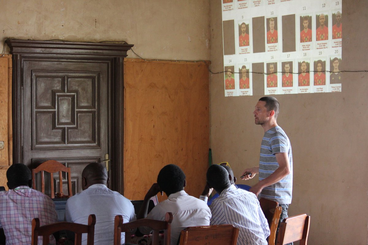 JoostRaeymkrs's tweet photo. Uvira, Lake Tanganyika, Congo Day 6! Teaching multivariate statistics with CRH Uvira and the Belgian Red Devils ⚽⚽⚽ #CRHuvira2018 @BelRedDevils @VLIRUOS @ku_leuven @LeuvenU @Norduniversitet @uhasselt @RBINSmuseum @CMK_Uhasselt #CEBios https://t.co/19meL4YnOb