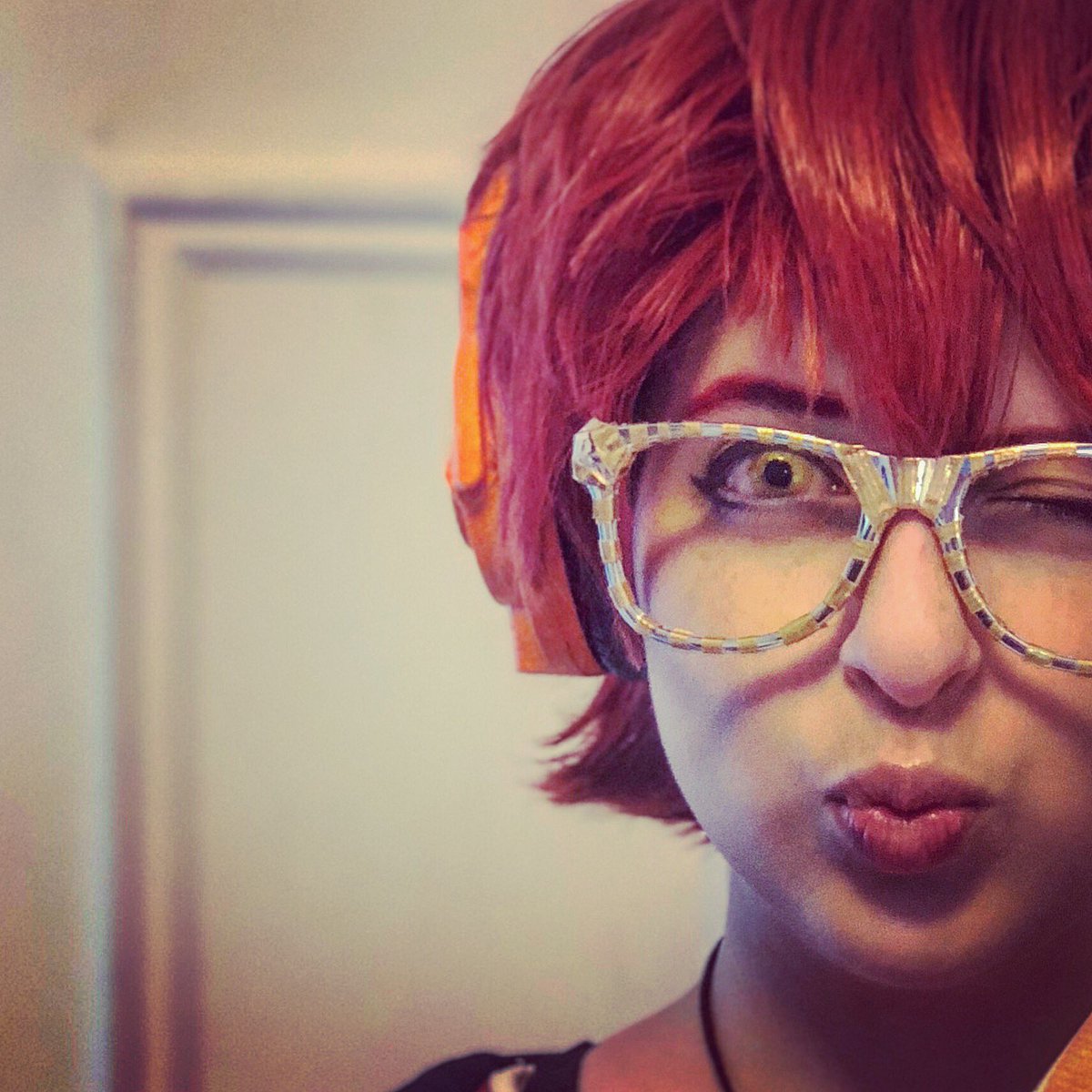 HunterSlingbaum's tweet photo. Otakon has been a blast, and with only one day left, I’m already missing it all. Plus it doesn’t hurt that I’m cosplaying the best mystic messenger character, 707. Excuse my Korean if I look back and it’s horrible but, 오타콘하고 체리츠를 좋아해요! 여러분, 사랑해요 😘 https://t.co/PM22P715XC