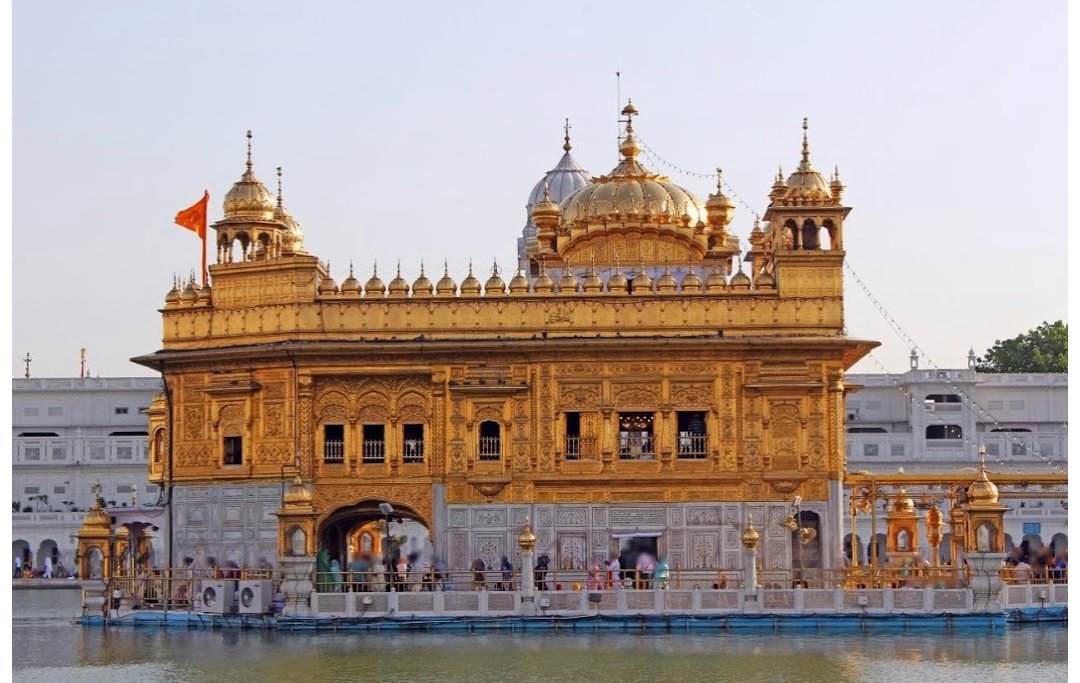 letstourbharat's tweet photo. #Goldentemple  #Jaliawalabagh 
#Durgyanamandir
#Amritsar 
#letstourbharat https://t.co/oESa6bdodD
