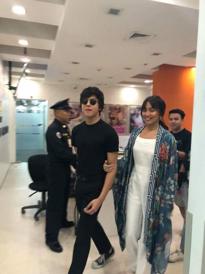 KATHTropaOFC's tweet photo. He has been very supportive since Day 1. Thank you, Bali! π
#ThreeWordsToForeverStoryCon https://t.co/Qg1oaW3Sqe